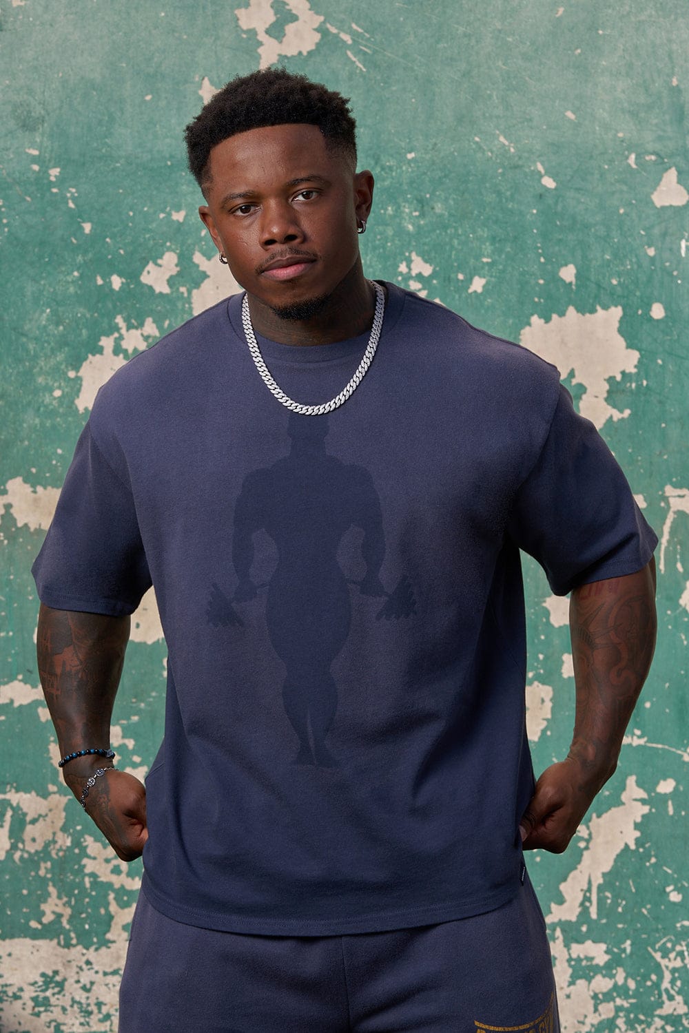 4285 - Gold's Iron Legacy Shadow Tees - Navy Wash