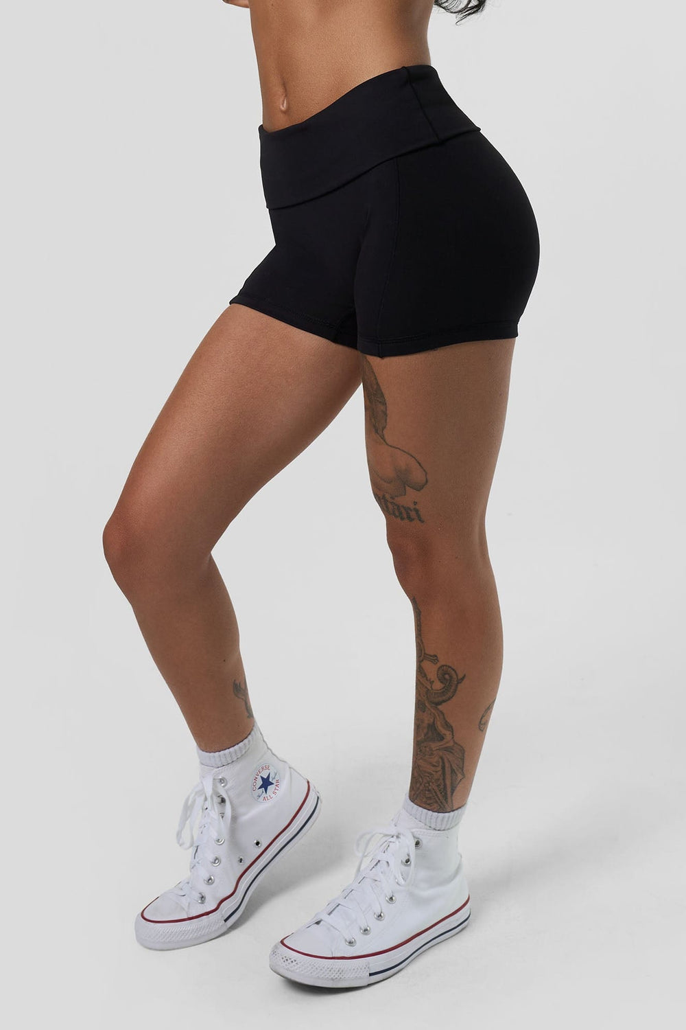 W1148 - Olympia Shorts - Black